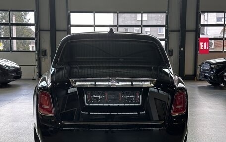 Rolls-Royce Phantom VIII, 2024 год, 77 000 000 рублей, 8 фотография