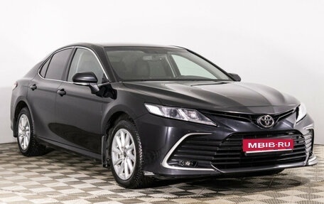 Toyota Camry, 2021 год, 2 650 000 рублей, 3 фотография