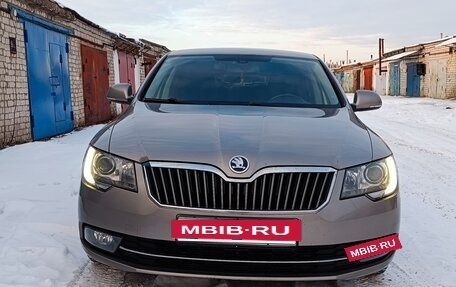 Skoda Superb III рестайлинг, 2013 год, 1 550 000 рублей, 11 фотография