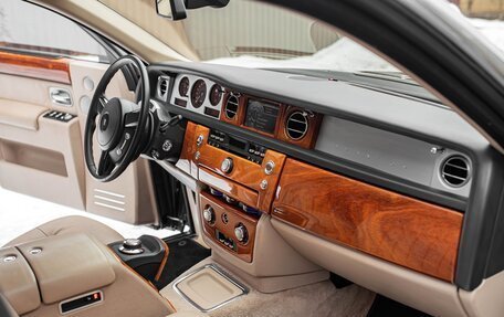 Rolls-Royce Phantom VII рестайлинг, 2003 год, 16 000 000 рублей, 18 фотография