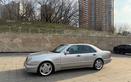 Mercedes-Benz E-Класс AMG, 1998 год, 4 500 000 рублей, 4 фотография