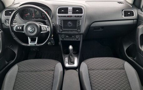 Volkswagen Polo VI (EU Market), 2018 год, 1 414 000 рублей, 11 фотография