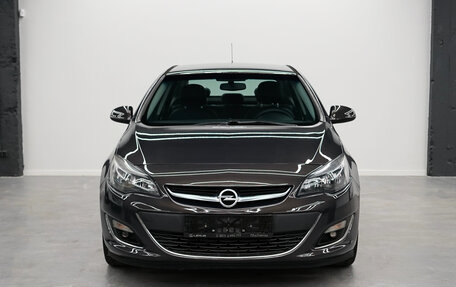 Opel Astra J, 2013 год, 1 095 000 рублей, 2 фотография