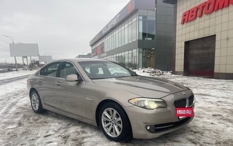 BMW 5 серия, 2012 год, 2 129 000 рублей, 3 фотография