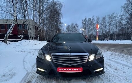 Mercedes-Benz E-Класс, 2012 год, 1 550 000 рублей, 10 фотография