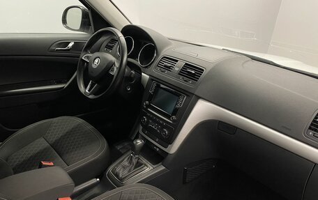 Skoda Yeti I рестайлинг, 2016 год, 1 555 000 рублей, 14 фотография