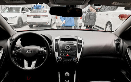 KIA cee'd I рестайлинг, 2011 год, 650 000 рублей, 18 фотография