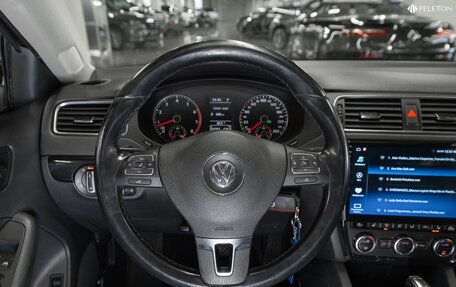 Volkswagen Jetta VI, 2013 год, 870 000 рублей, 11 фотография