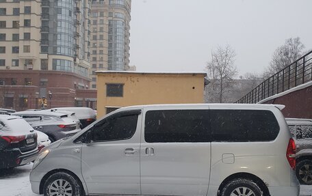 Hyundai Grand Starex Grand Starex I рестайлинг 2, 2010 год, 1 000 000 рублей, 4 фотография