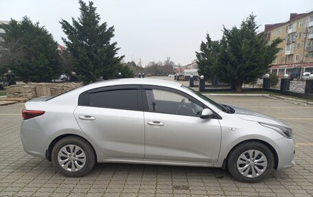 KIA Rio IV, 2018 год, 1 450 000 рублей, 4 фотография