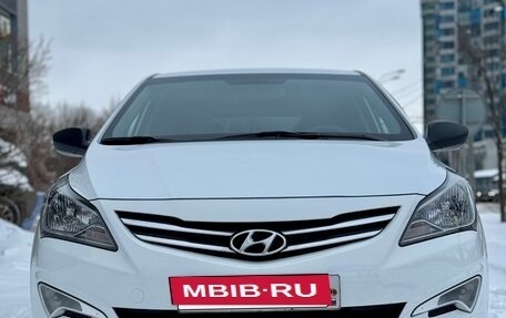 Hyundai Solaris II рестайлинг, 2014 год, 980 000 рублей, 5 фотография