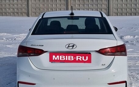 Hyundai Solaris II рестайлинг, 2017 год, 1 375 000 рублей, 20 фотография