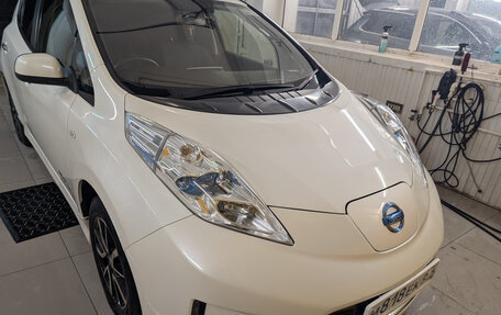 Nissan Leaf I, 2015 год, 800 000 рублей, 14 фотография