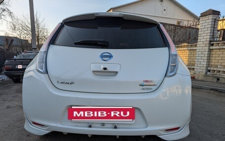 Nissan Leaf I, 2015 год, 800 000 рублей, 6 фотография