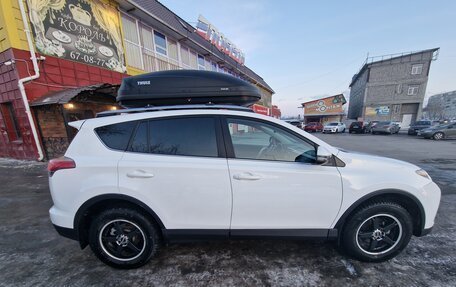 Toyota RAV4, 2016 год, 2 800 000 рублей, 4 фотография