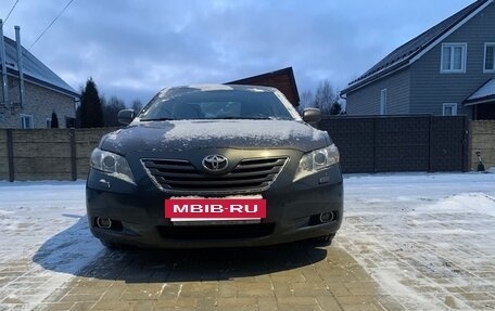 Toyota Camry, 2007 год, 1 290 000 рублей, 2 фотография