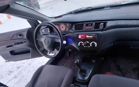 Mitsubishi Lancer IX, 2004 год, 330 000 рублей, 5 фотография