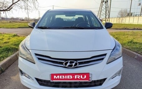 Hyundai Solaris II рестайлинг, 2014 год, 1 050 000 рублей, 2 фотография