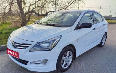 Hyundai Solaris II рестайлинг, 2014 год, 1 050 000 рублей, 4 фотография