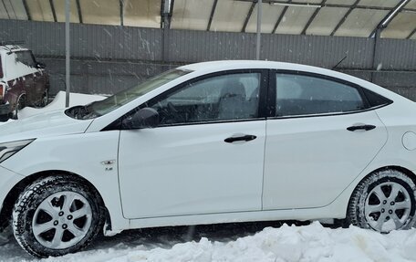 Hyundai Solaris II рестайлинг, 2014 год, 1 050 000 рублей, 13 фотография