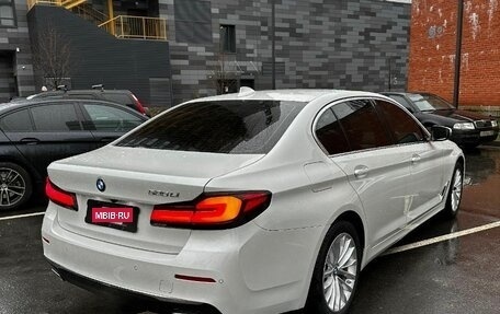 BMW 5 серия, 2021 год, 4 850 000 рублей, 2 фотография