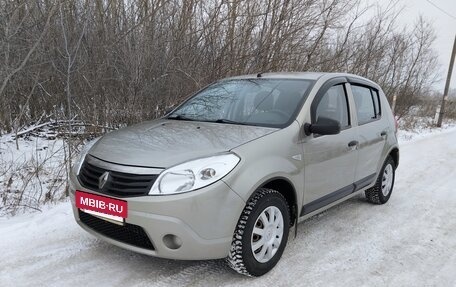 Renault Sandero I, 2013 год, 650 000 рублей, 16 фотография