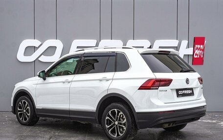 Volkswagen Tiguan II, 2018 год, 2 400 000 рублей, 2 фотография