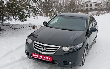 Honda Accord VIII рестайлинг, 2012 год, 1 350 000 рублей, 2 фотография