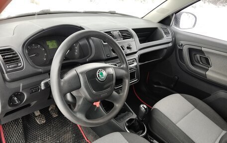 Skoda Fabia II, 2010 год, 550 000 рублей, 8 фотография