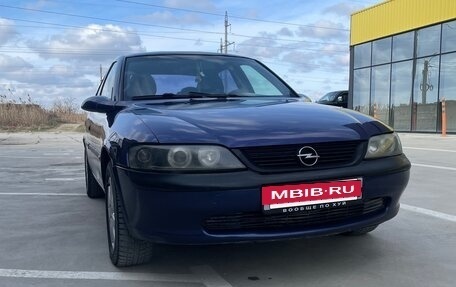 Opel Vectra B рестайлинг, 1996 год, 320 000 рублей, 2 фотография