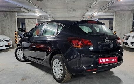 Opel Astra J, 2014 год, 680 000 рублей, 3 фотография