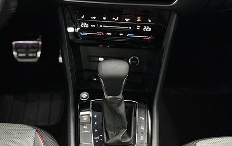 Volkswagen Tiguan II, 2022 год, 2 900 000 рублей, 6 фотография