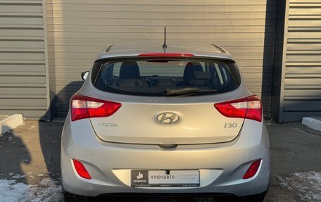 Hyundai i30 II рестайлинг, 2012 год, 900 000 рублей, 6 фотография