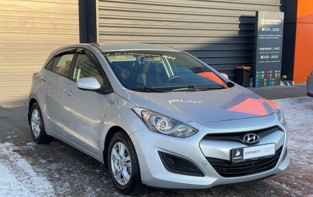 Hyundai i30 II рестайлинг, 2012 год, 900 000 рублей, 3 фотография