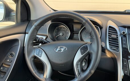 Hyundai i30 II рестайлинг, 2012 год, 900 000 рублей, 14 фотография