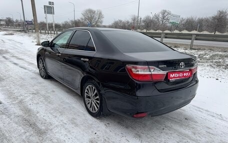 Toyota Camry, 2015 год, 1 880 000 рублей, 4 фотография