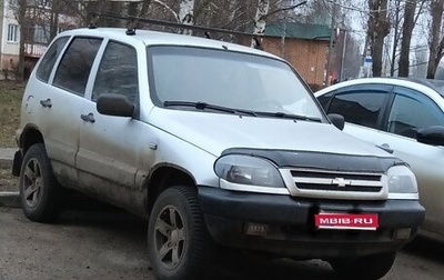 Chevrolet Niva I рестайлинг, 2003 год, 245 000 рублей, 1 фотография