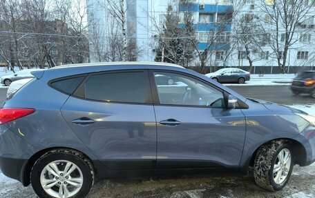 Hyundai ix35 I рестайлинг, 2012 год, 950 000 рублей, 10 фотография