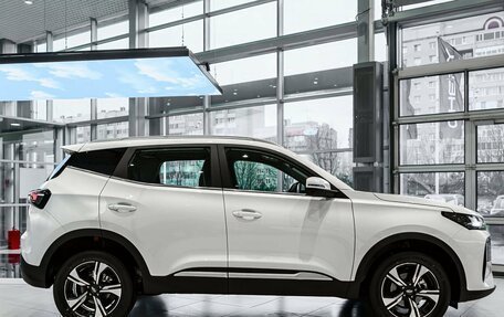 Chery Tiggo 4 I рестайлинг, 2025 год, 2 350 000 рублей, 4 фотография
