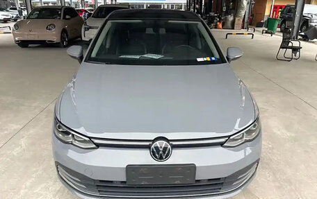 Volkswagen Golf VIII, 2021 год, 1 700 000 рублей, 2 фотография
