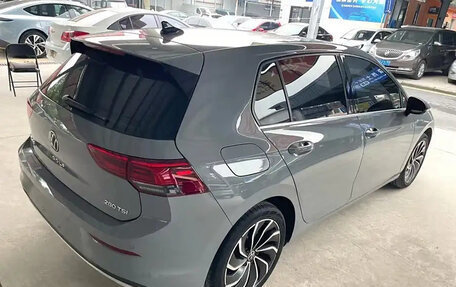 Volkswagen Golf VIII, 2021 год, 1 700 000 рублей, 6 фотография