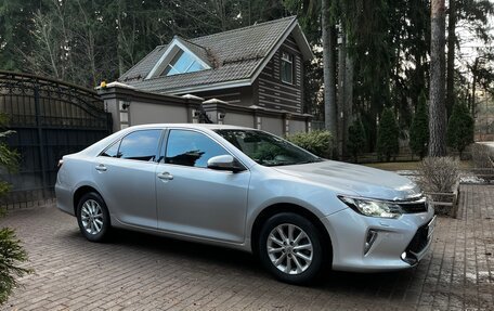 Toyota Camry, 2015 год, 1 495 000 рублей, 16 фотография