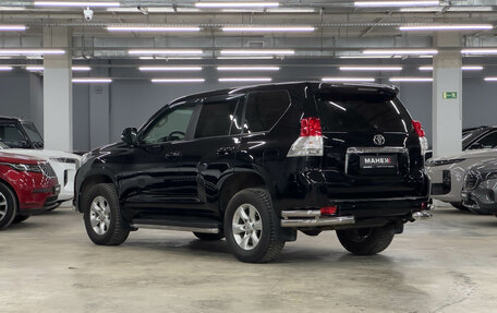 Toyota Land Cruiser Prado 150 рестайлинг 2, 2012 год, 3 090 000 рублей, 4 фотография