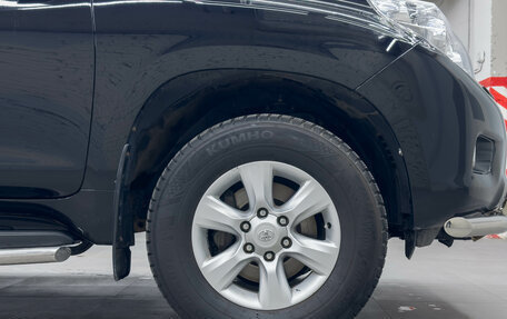 Toyota Land Cruiser Prado 150 рестайлинг 2, 2012 год, 3 090 000 рублей, 32 фотография