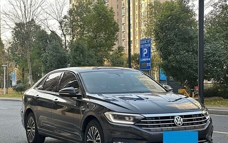 Volkswagen Jetta VII, 2020 год, 1 808 000 рублей, 2 фотография