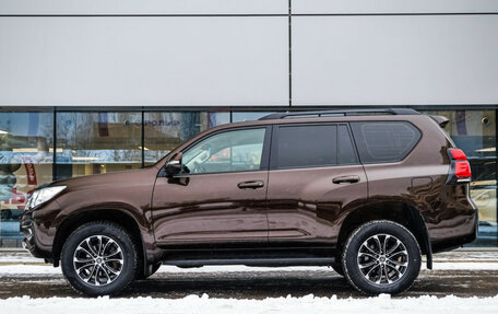 Toyota Land Cruiser Prado 150 рестайлинг 2, 2021 год, 7 449 000 рублей, 8 фотография