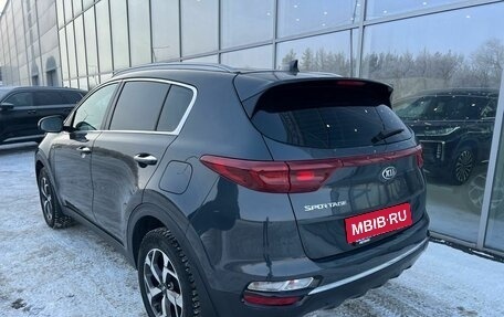 KIA Sportage IV рестайлинг, 2020 год, 2 350 000 рублей, 5 фотография