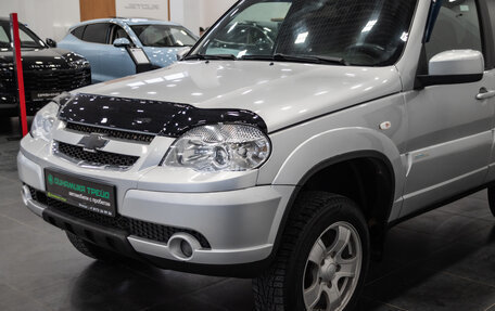 Chevrolet Niva I рестайлинг, 2012 год, 585 000 рублей, 3 фотография