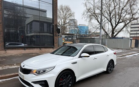 KIA Optima IV, 2019 год, 2 500 000 рублей, 2 фотография