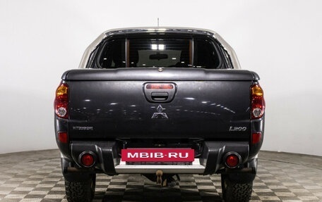 Mitsubishi L200 IV рестайлинг, 2013 год, 1 319 000 рублей, 6 фотография